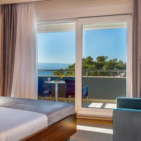 Szálloda Plaza 4*