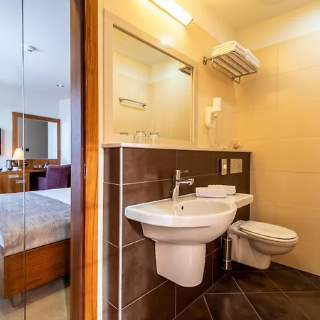 Plaza 4* Omiš