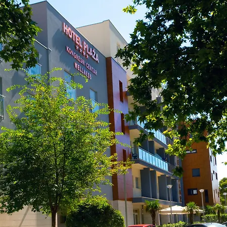 Szálloda Plaza