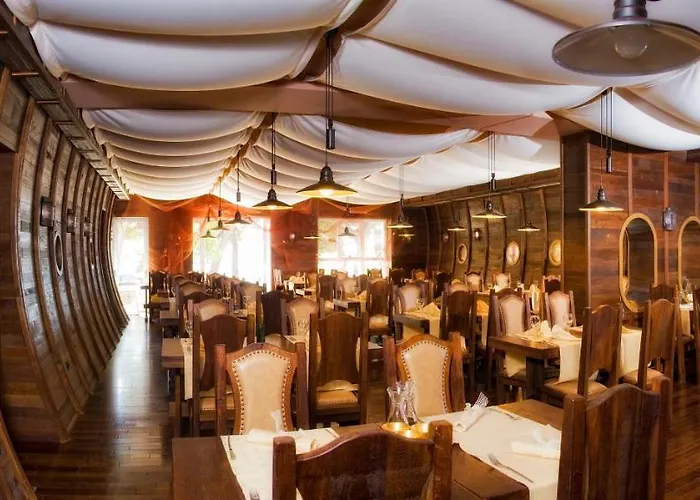 Plaza Ξενοδοχείο 4*