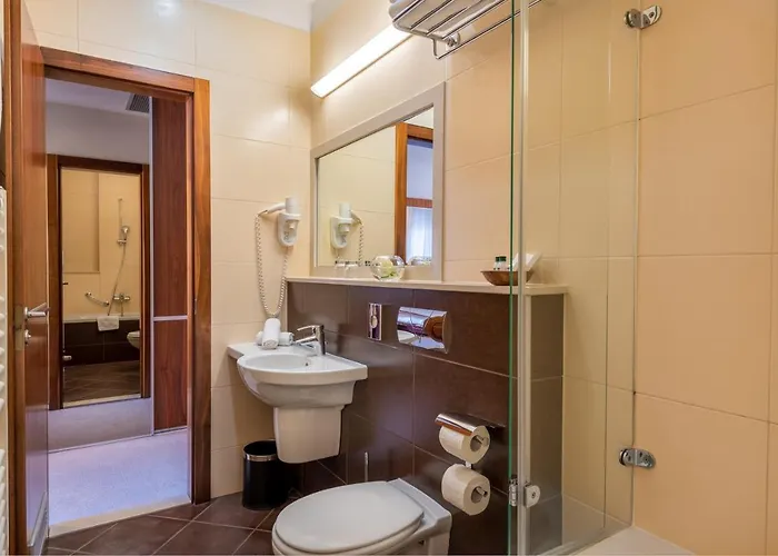 Hotell Plaza Omiš